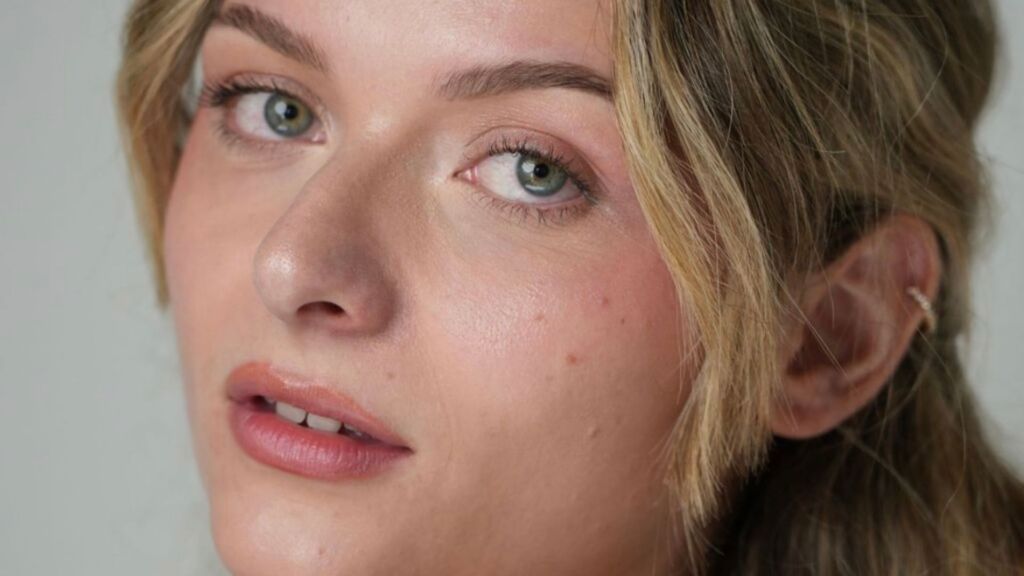 Maquillage pro à Lyon pour évènement professionel - Cassandra Signature